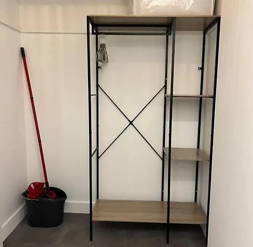 T1, Parking Prive, Proche Gare Apartment